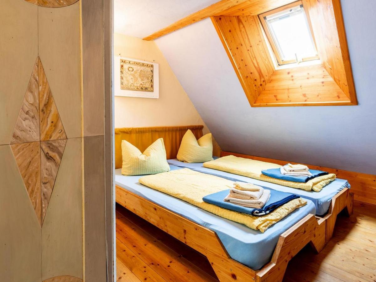 Wohnen Im Denkmal Apartment Gumperda Exterior foto
