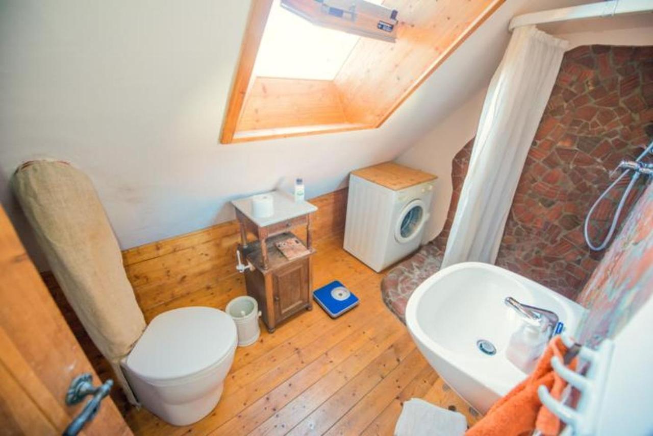 Wohnen Im Denkmal Apartment Gumperda Exterior foto